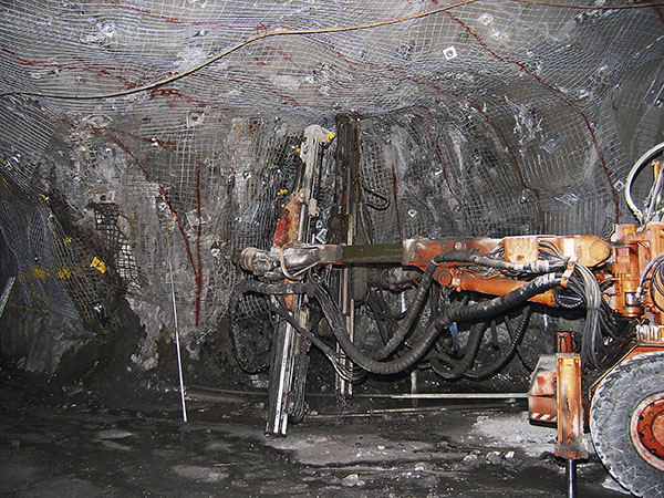 Corroded Mining Elements replaced with Double Corrosion Protected DSI Rock Bolts Corroded Mining Elements replaced with Double Corrosion Protected DSI Rock Bolts