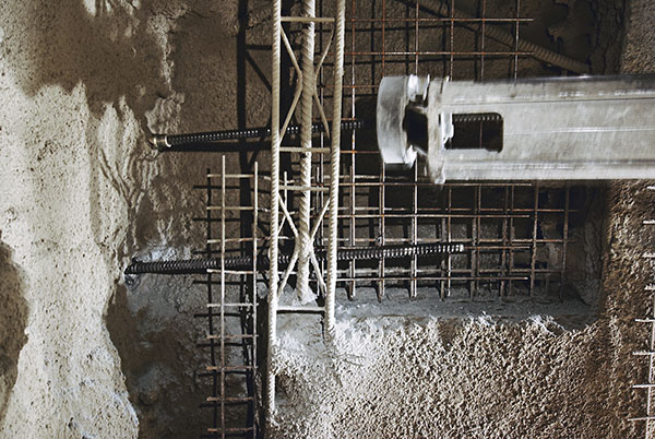 Reinforcement and Support Systems for Construction of Lainzer Tunnel in Vienna Reinforcement and Support Systems for Construction of Lainzer Tunnel in Vienna