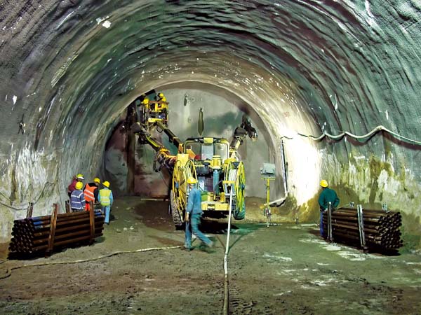 DSI-Anchors-and-AT-Pipe-Advance-Work-for-Algiers-Metro DSI-Anchors-and-AT-Pipe-Advance-Work-for-Algiers-Metro