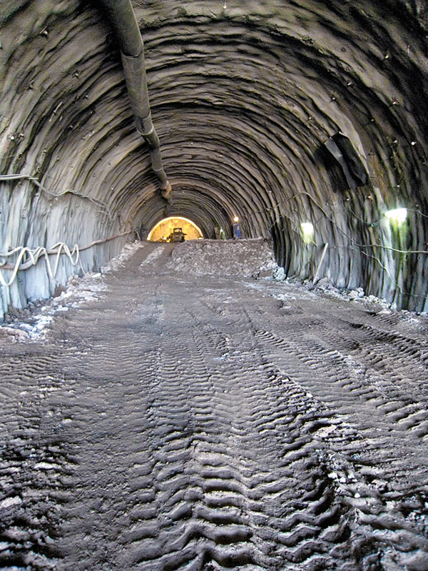 DSI Hollow Bars and Lattice Girders secure Driving of the Sten Tunnel DSI Hollow Bars and Lattice Girders secure Driving of the Sten Tunnel