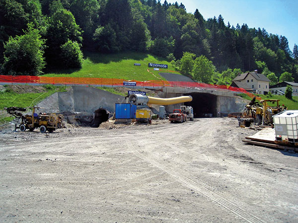 DSI Hollow Bars and Lattice Girders secure Driving of the Sten Tunnel DSI Hollow Bars and Lattice Girders secure Driving of the Sten Tunnel