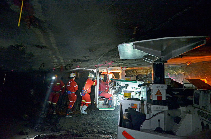 A Technical Challenge: Extraction of Palladium and Platinum at Bathopele Mine, South Africa A Technical Challenge: Extraction of Palladium and Platinum at Bathopele Mine, South Africa