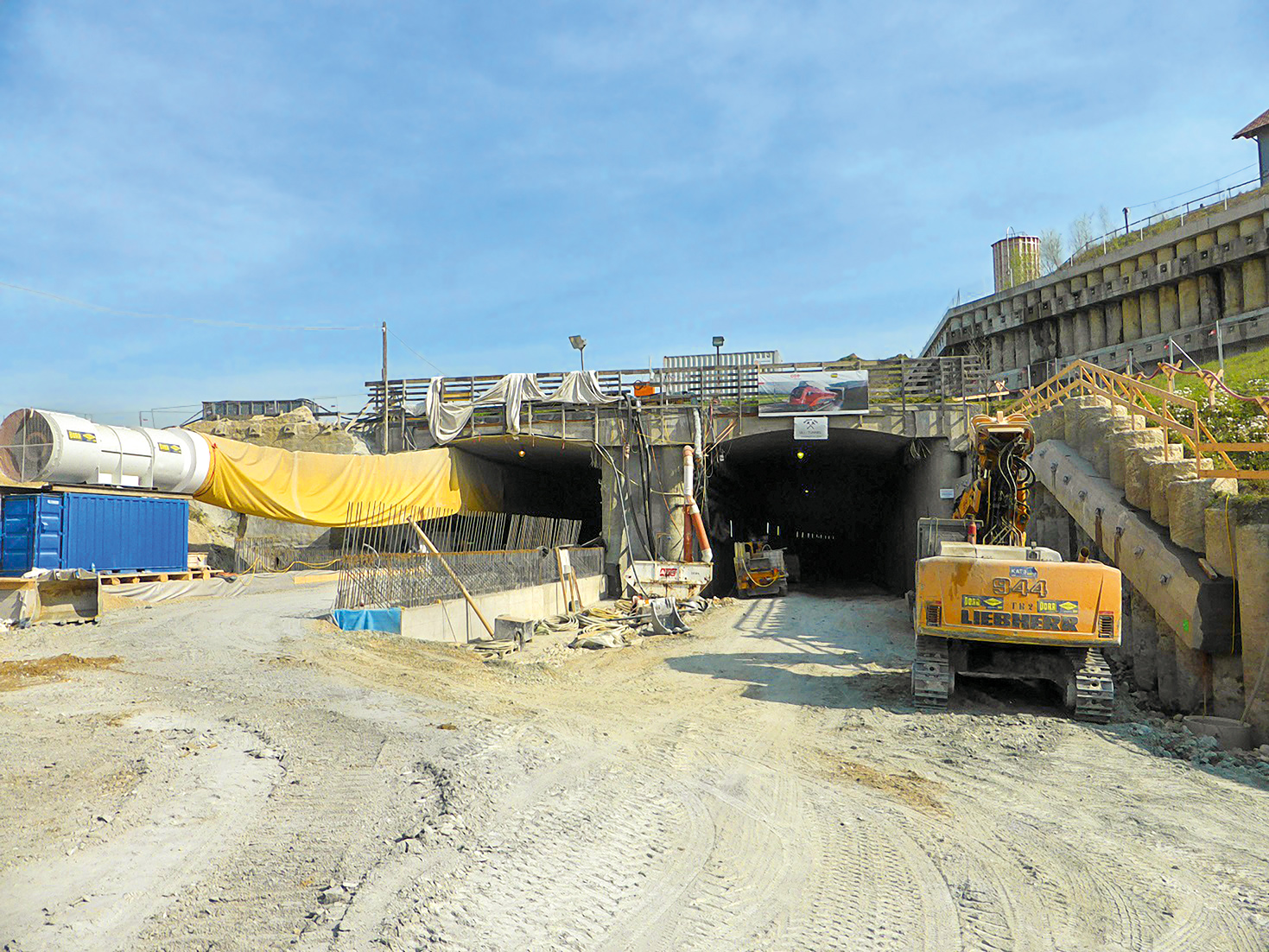 AT – Pipe Umbrella System with innovative Squeezed Connection stabilizes Koralm Tunnel, KAT3 AT – Pipe Umbrella System with innovative Squeezed Connection stabilizes Koralm Tunnel, KAT3
