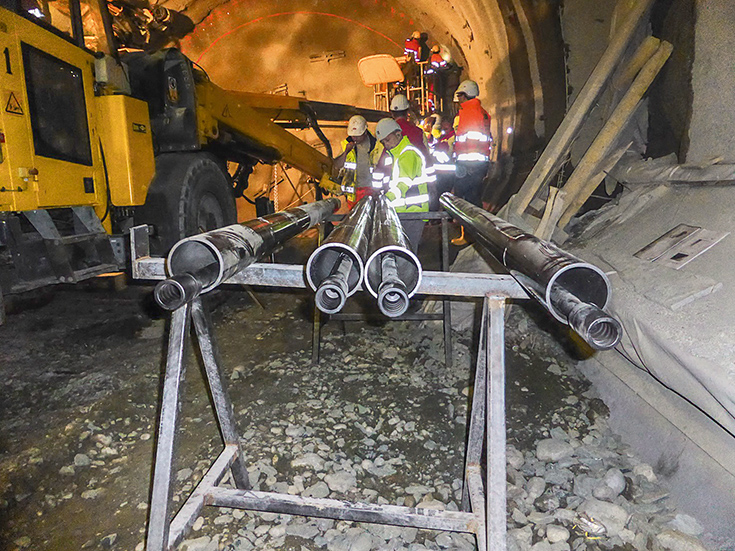 AT – Pipe Umbrella System with innovative Squeezed Connection stabilizes Koralm Tunnel, KAT3 AT – Pipe Umbrella System with innovative Squeezed Connection stabilizes Koralm Tunnel, KAT3