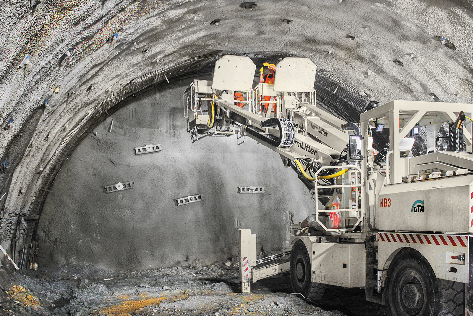 The St. Kanzian Tunnel Chain: DSI Underground supplies AT – Pipe Umbrella Support Systems with efficient Squeezed Connection The St. Kanzian Tunnel Chain: DSI Underground supplies AT – Pipe Umbrella Support Systems with efficient Squeezed Connection