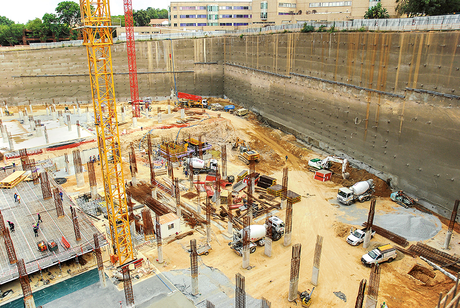 DSI stabilize the largest Excavation for a Single Project in South Africa: The new Discovery Office Building DSI stabilize the largest Excavation for a Single Project in South Africa: The new Discovery Office Building